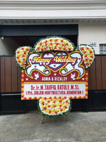 Papan Bunga Pernikahan kuripan